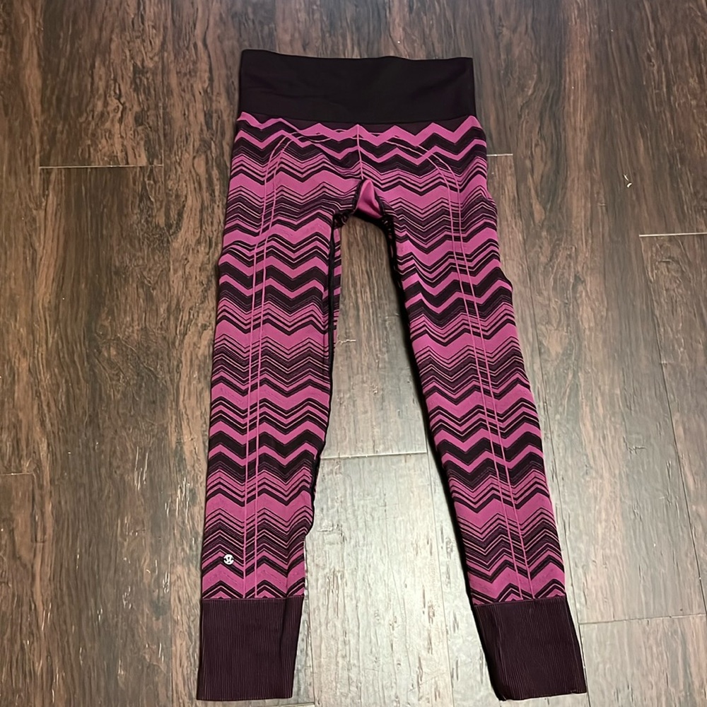 Lululemon pants size 4